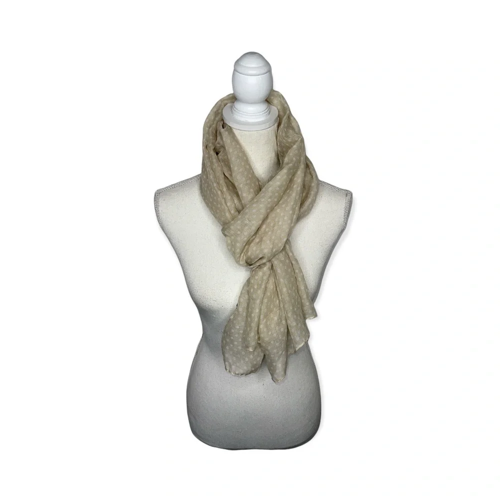 NEW YORK & COMPANY Beige & White Polka Dot Scarf